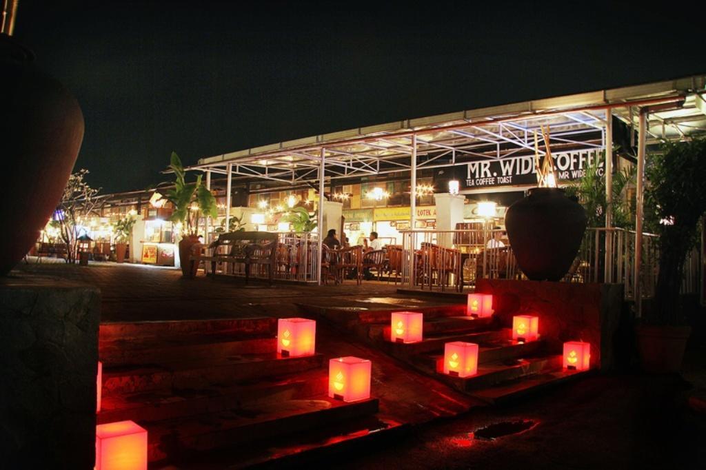 Hyper Inn Bandung Exteriör bild