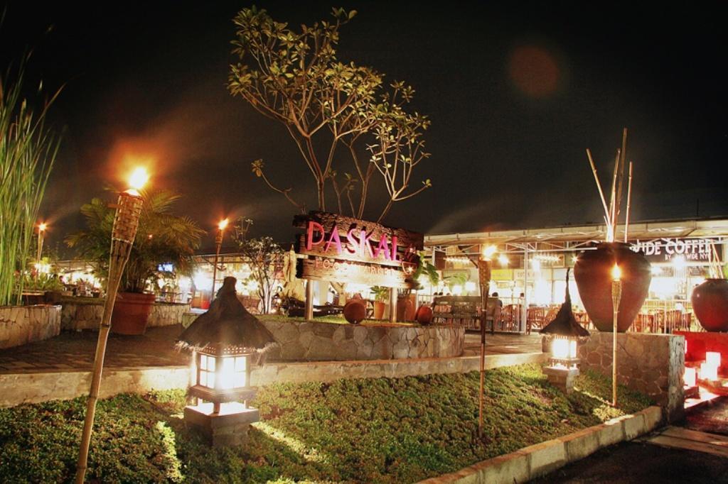 Hyper Inn Bandung Exteriör bild