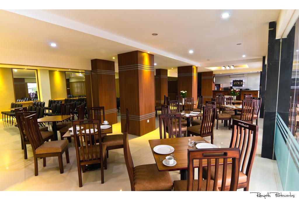 Hyper Inn Bandung Exteriör bild