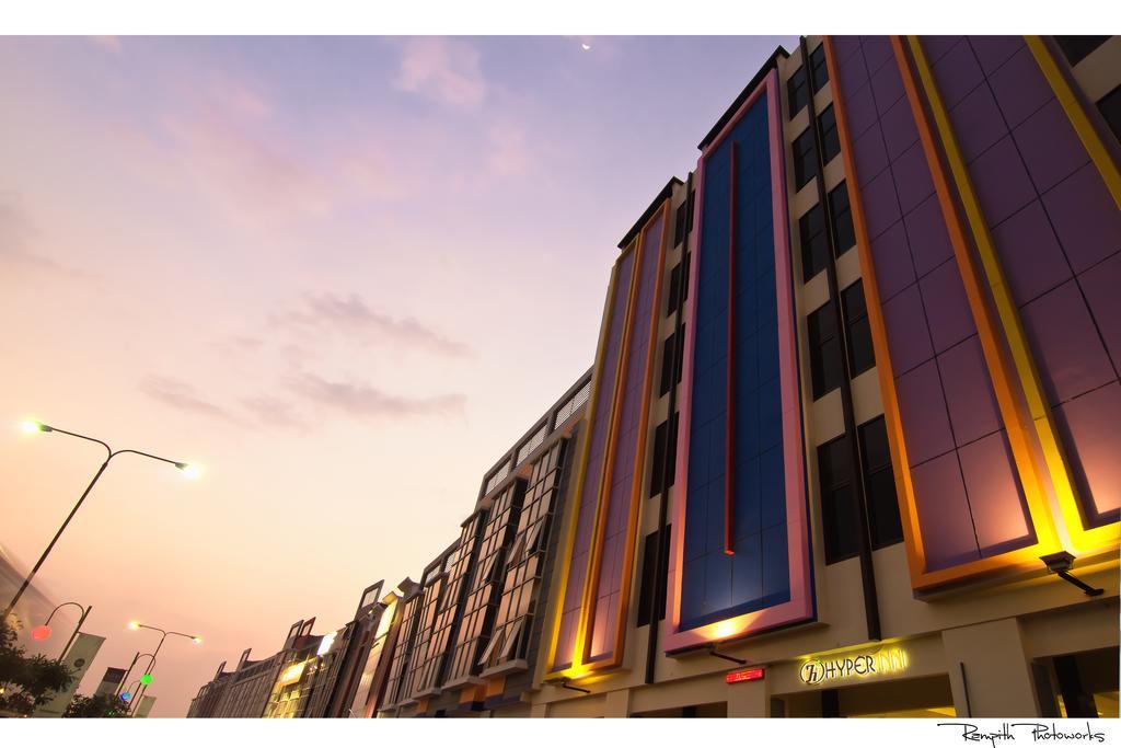 Hyper Inn Bandung Exteriör bild